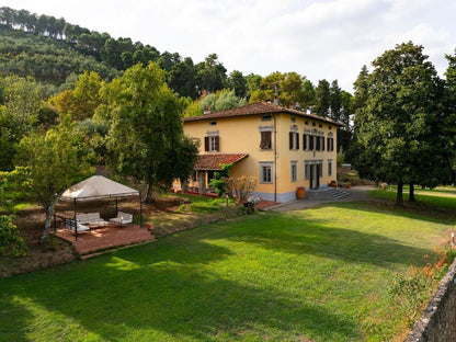 Villa degli affreschi