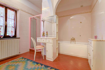 Tuscan Rose Country House