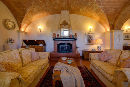 Tuscan Rose Country House