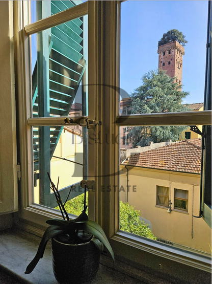 Apartment Light