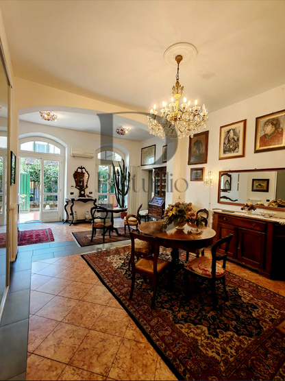 Apartment of the Rose