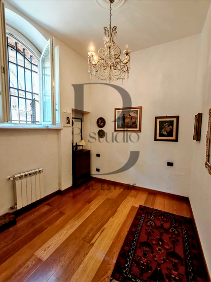 Apartment of the Rose