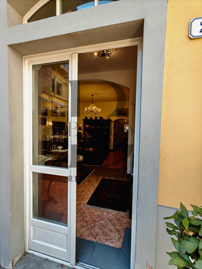 Apartment of the Rose