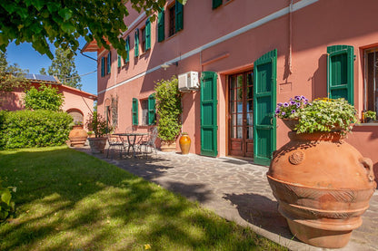 Tuscan Rose Country House