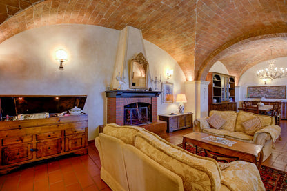 Tuscan Rose Country House