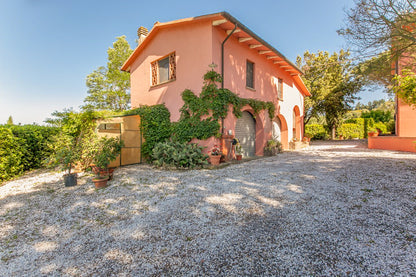 Tuscan Rose Country House