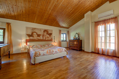 Tuscan Rose Country House